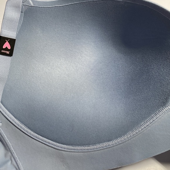 NWT Victorias Secret Bra Size 38DDD Light Blue Incredible Plunge Padded Wireless - Picture 8 of 12